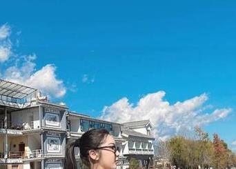 微密圈 - 教室里的美好回忆：那张120斤的小王同学拍的“小学姐”图片。