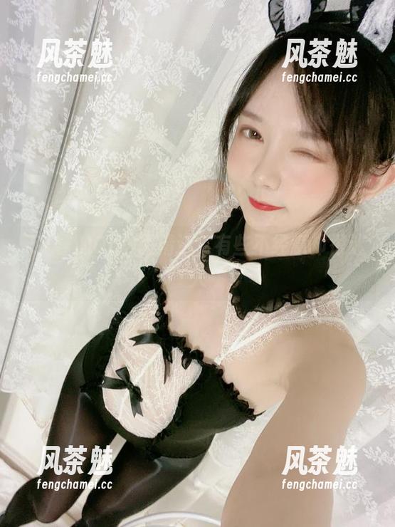51酱 51酱的OL美图精选,有些不经意却很迷人