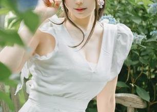 终于迎来了新一辑,ElyEE子的写真集:让剧情继续纠缠不清吧!
