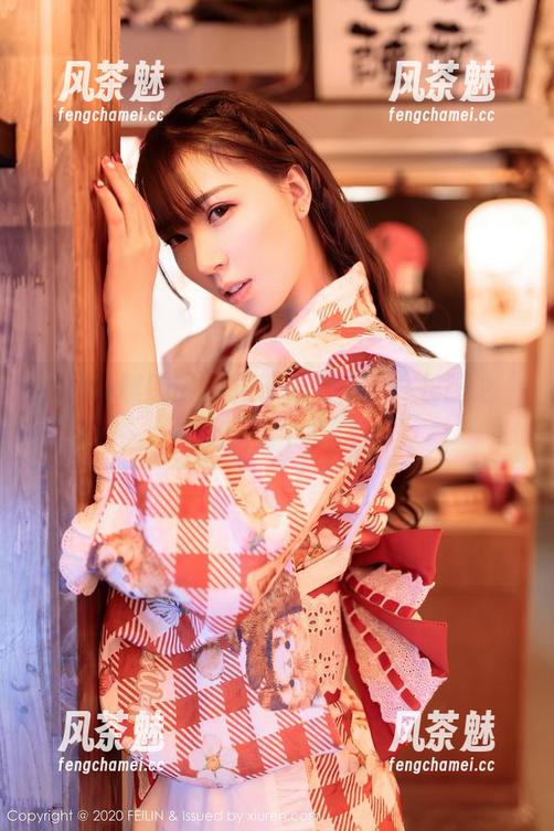 Feilin嗲囡囡-周于希 Feilin嗲囡囡 - 周于希的写真:长腿之“让你看个够”