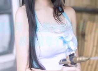 GIRLT果团网 - 美图中的秘书：王语纯轻松驾驭每个角落
