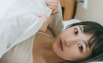 GIRLT果团网 - 在通灵儿的黑丝全套中徘徊，你这算不算惨绝人寰的诱惑？