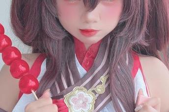 跟着PoppaChan闲聊:矢吹树的私拍原图很有喜感哦!