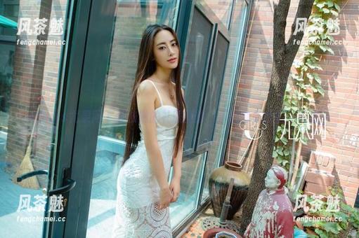 UGirls尤果网-乔依琳 UGirls尤果网 - 乔依琳的礼服图集:下载前先放慢呼吸哈~