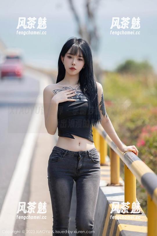 XIAOYU语画界-李丽莎 XIAOYU语画界 - 李丽莎的短裙私拍,原图看出浪漫的影子?