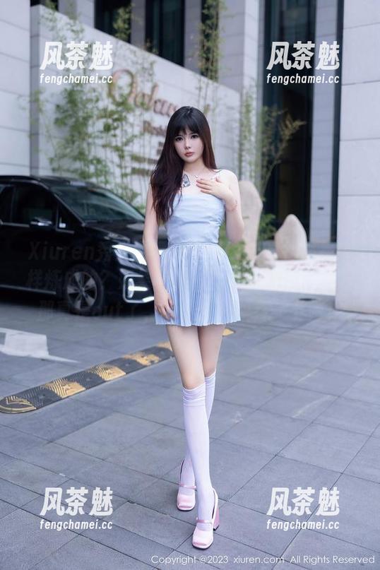 Xiuren秀人网-兔子NINA Xiuren秀人网 - 兔子NINA的礼服是怎样炼成的?如果你还没看过她的作品集,那真是out了,下载两张膜拜一下吧!