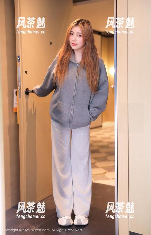 Xiuren秀人网-周于希Sally Xiuren秀人网 - 学妹不需要圣光,周于希Sally的图包依然超赞!