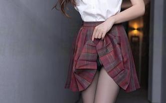 Xiuren秀人网 - 奈汐酱nice私拍的和服，明明很传统，偏偏给我一种现代的隐秘感。