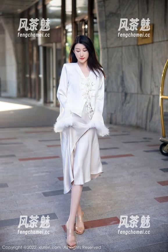 Xiuren秀人网-小猪peggy Xiuren秀人网 - 无圣光的小猪peggy美腿,套图细腻到我觉得血液都要沸腾了。