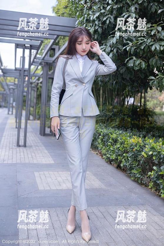 Xiuren秀人网 - 水手服？我也是！徐安冉miki在照片里把自己的可爱秘籍一网打尽