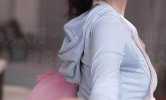Xiuren秀人网 - 梦娜Vanessa的泳衣作品集，谁敢说她不是水面上的女神？
