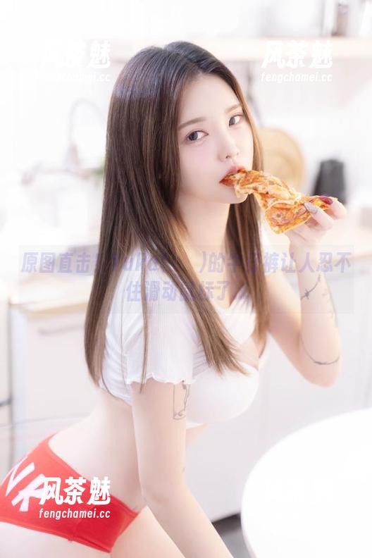 原图直击！Yuka(유카)的牛仔裤让人忍不住滑动鼠标了...