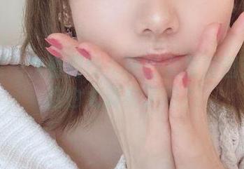 当我第一次看到けん研的女友原图:呃…这也太真实了吧?