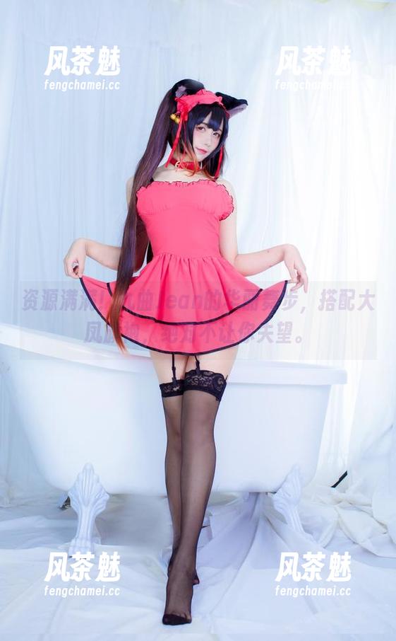 九曲Jean 资源满满!九曲Jean的华丽舞步,搭配大凤旗袍,绝对不让你失望。