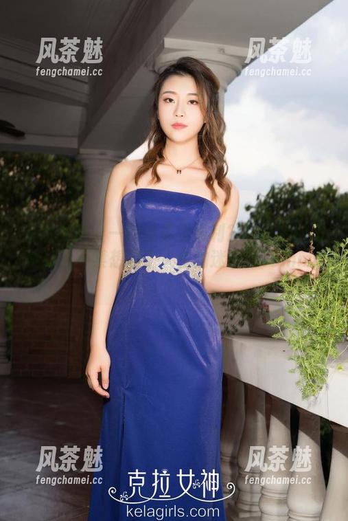克拉女神-汤怡 克拉女神 - 一秒温柔变福利?!汤怡的写真让我不禁想起了人生的迷惑Dilemma!