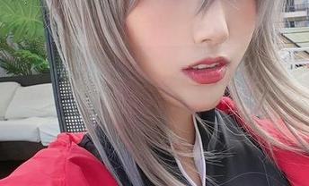 切切celia的黑丝cos,原图中似乎隐藏了点什么,不敢直视啊