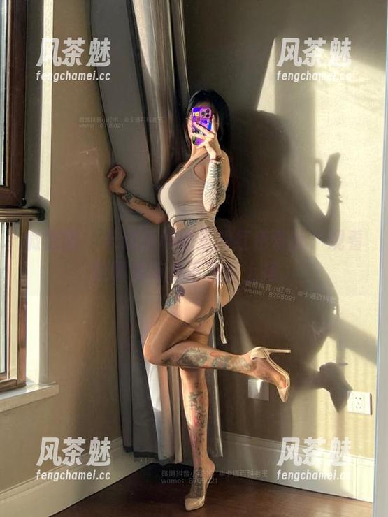 卡通百科老王 微密圈 - 卡通百科老王的红色蕾丝,观看时嘴角有点不自觉上扬。