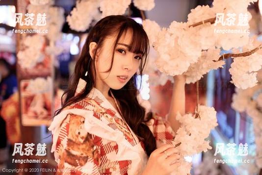 嗲囡囡-流氓小巫女 嗲囡囡 - 当流氓小巫女遇上圣诞,合集里藏着点小坏坏?