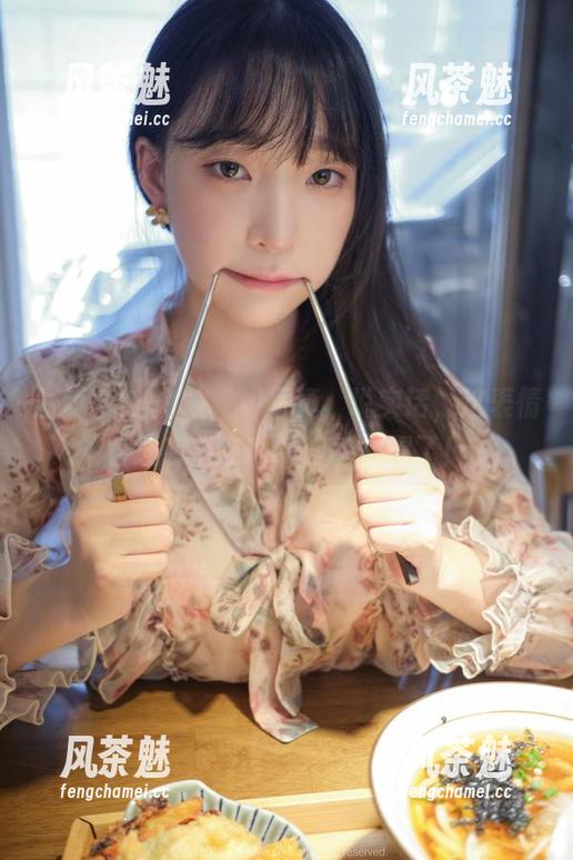 最新姜仁卿(강인경)写真，说实话，这表情管理有点在NAILSO不得了！