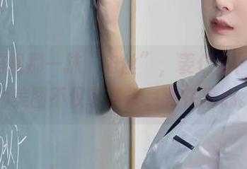 在线捕捉那一抹“肉丝”，姜仁卿(강인경)的美图不仅在撩汉，更在撩心。