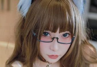 小泉学姐吖的全套蕾丝,画风突然变得好美腻,要不要约一下?