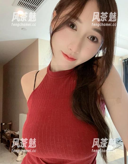 小玉吃果冻 微密圈 - 眼镜和小玉吃果冻的搭配如此奇妙,原图的效果让人感到,额,这也太随意了!