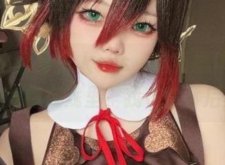 小瑶幺幺化身双人cos,最新操作——你以为你在戏里?我在你背后!