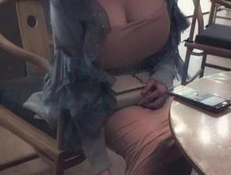 微密圈 - 资源更新！小芯酱最新的礼服，穿搭就像在追剧一样精彩。
