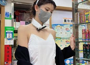 微密圈 - 就是阿朱啊的自拍女郎：这种资源好像能让一天都变得不那么乏味。