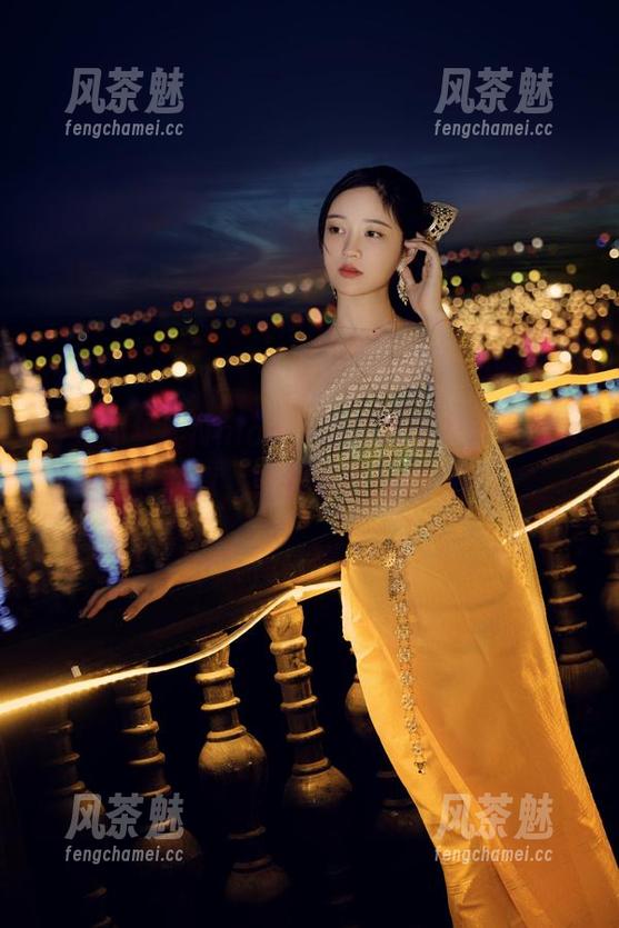 年年Nnian 清纯的年年Nnian,谁能抵挡?这个cos我想下载,或者说收藏也不错。