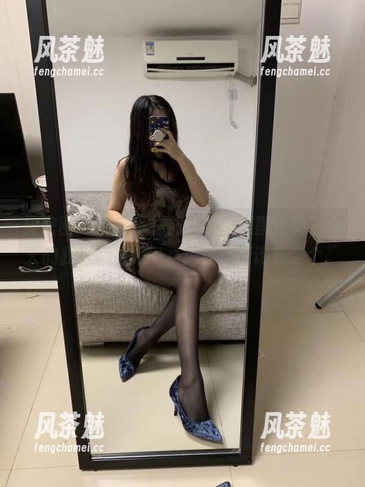 微密圈 - 制服＋提袜少女＋美图合集，今天的我只想感慨一声：真不应该看这个。