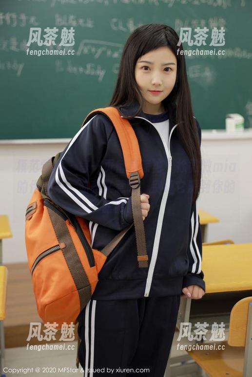 模范学院 - 每一页都是惊艳，徐微微mia的作品集：油亮又惹眼，别让它溅到你的眼睛哦！