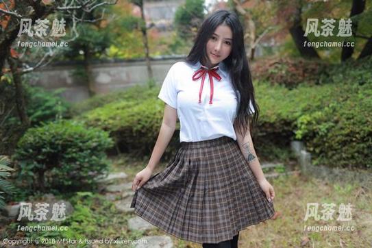 模范学院-艾莉Evelyn 模范学院 - 艾莉Evelyn短裤大赏——高清合集,觉得买双鞋就能搭了?