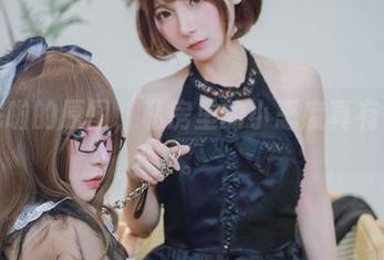 次屁啦的原图,私房里的小恶魔真有一套。