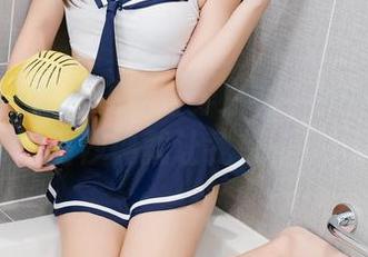 波萝社 - 看！夏美酱穿白衬衫的写真合集，三秒钟就让我想歪了…