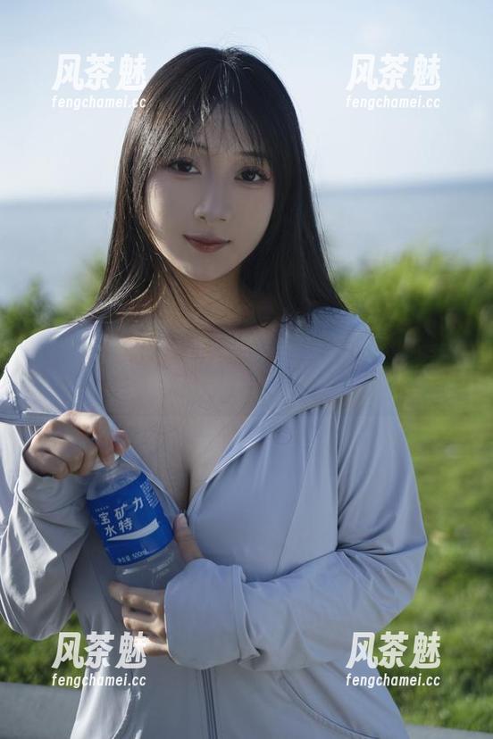 浅安安 浅安安和火华的泳赛,图册里到底谁是赢家