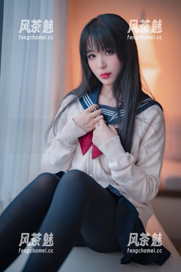 海克斯科技小蛋糕 写真笔记:海克斯科技小蛋糕的水下秘密,圆香Ol+竞泳真心不容易!
