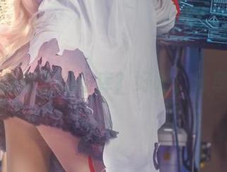 想看渊秧女王的图库?好吧,分享给你!