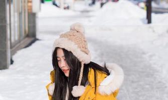 爱蜜社 - 看！张思允Nice又在最新图库里玩制服新穿搭！