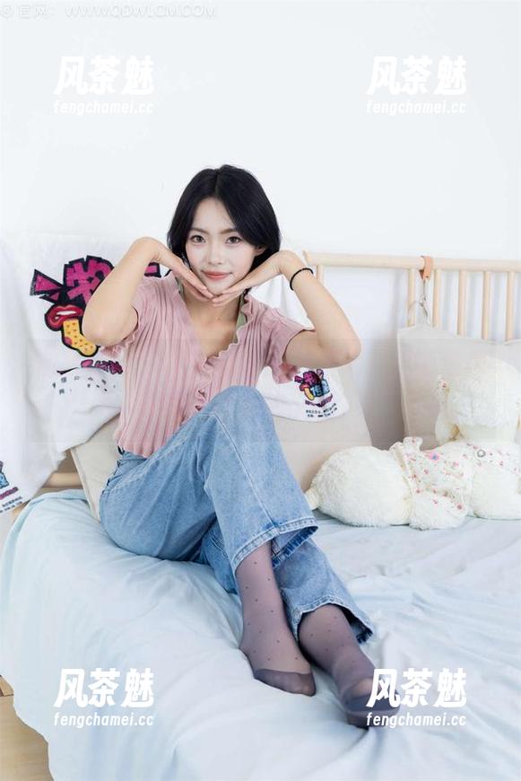 物恋传媒-菜菜 物恋传媒 - 菜菜的礼服,图集下载不遵循传统,敢来试试吗?!