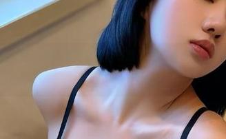 微密圈 - 拜托，这水晶比基尼也太能吸睛了吧！看瑜瑾u的精选写真你就明白。