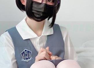 不需要圣光，眼酱大魔王w的学姐套图已然闪亮