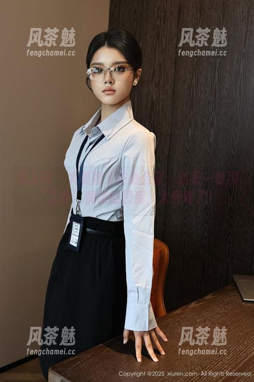 秀人网-大美妞儿 秀人网 - 大美妞儿在办公室:这是一份用“工作”解读的图库,太颠覆了!