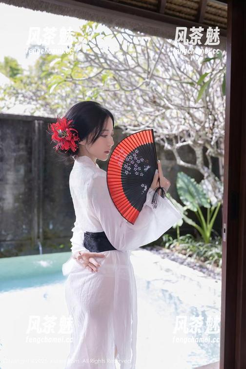 秀人网 - 徐莉芝Booty网袜写真集，高颜值和高清画质双重袭来