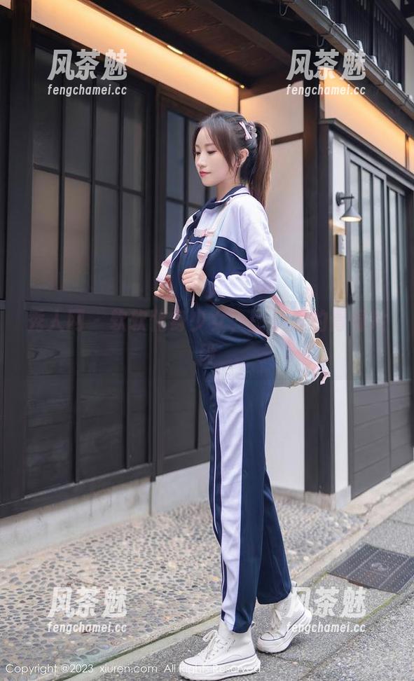 秀人网-软软 秀人网 - 软软化身少女,图册里的青春片段