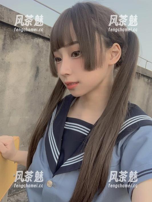 胡桃猫Kurumineko 等我到办公室,发现胡桃猫Kurumineko正在“秘书”模式下拍写真,求分享