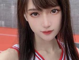 迷失在腐团儿Ikaros的原图中,学姐的样子充满了说不出口的意味