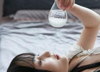 蜜桃社 - 看萌美Moemi的内衣在线合集，许多有趣的搭配，我就在想，怎么她能穿得这么好看！