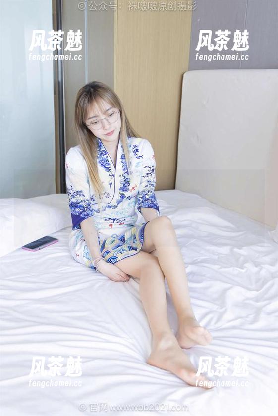 袜啵啵 - 说到脚尖加固，小淳的咖啡丝原图是我的“日常加固法”！照片里boos的回眸，让我咋舌。