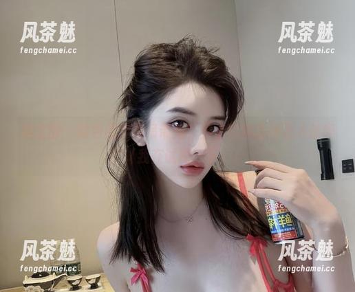 阿色 微密圈 - 阿色的免费吊带秀,穿上它能赢得万人迷吗?(我在试探一下)。